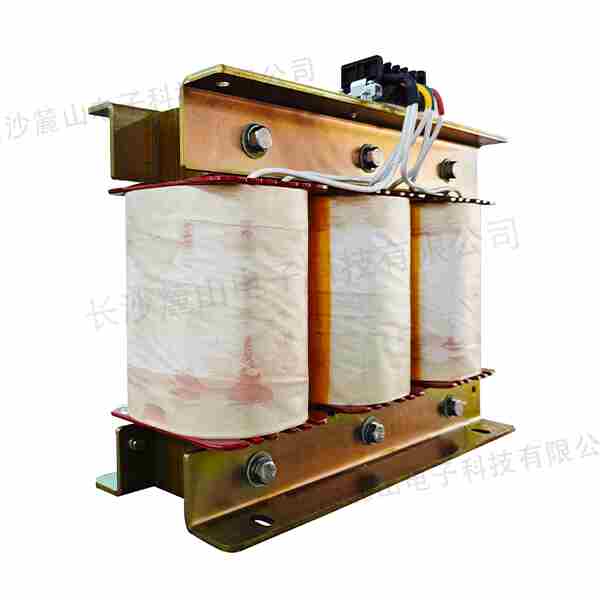 三相變壓器有哪些保護設(shè)備？